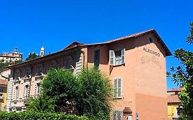 Villa Chiara Hotel